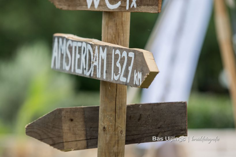 Destination Wedding 1327km van Amsterdam